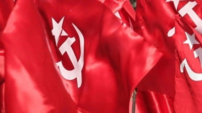 দেড় মাসেরও বেশি সময় জেলবন্দি থাকার পর অবশেষে অন্তর্বর্তী জামিন পেলেন বারুইপুরের সিপিএম নেতা লাহেক আলি। দেড় মাসেরও বেশি সময় জেলবন্দি থাকার পর অবশেষে অন্তর্বর্তী জামিন পেলেন বারুইপুরের সিপিএম নেতা লাহেক আলি।