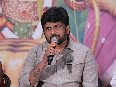 Shiva Nirvana: ఇరుముడిపై టీచర్ల గరంగరం.. డైరెక్టర్ శివ నిర్వాణ క్లారిటీ.. ఏమన్నారంటే?