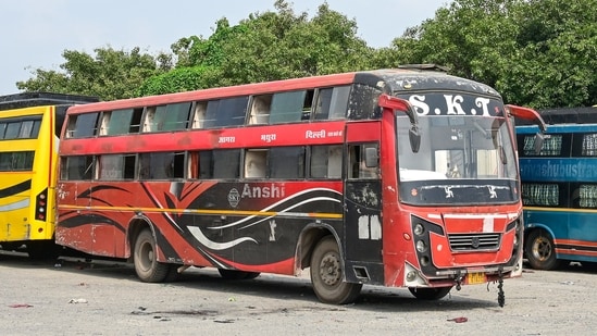 All buses must have working Vehicle Location Tracking Devices (VLTDs), panic buttons, fire extinguishers and first-aid kits. ( HT)