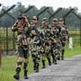 বেঙ্গালুরু থেকে ৩১ বাংলাদেশিকে মালদহে আনা হল, সীমান্ত দিয়ে পুশ ব্যাকের প্রস্তুতি (ছবিটি প্রতীকী, সৌজন্যে এএফপি)