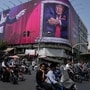 ইরানের ওপর নতুন করে হামলা চালিয়েছে আমেরিকা। 