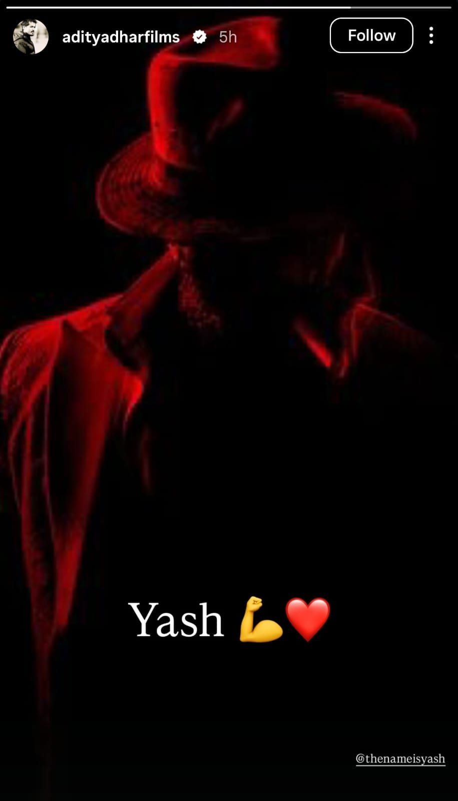 Aditya Dhar gives Yash a shoutout.