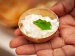 White butter (makhan) may offer some health benefits when eaten in moderation.