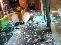 একাধিক বিতর্কের কেন্দ্রে থাকা ক্যামাক স্ট্রিটের অভিষেক বন্দ্যোপাধ্যায়ের দপ্তরে এবার হামলা ও ভাঙচুরের অভিযোগ উঠল।