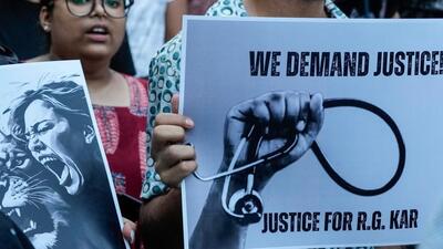 RG Kar rape-murder case: Bengal police arrest ex-Panihati chairman Somnath Dey over alleged hasty cremation of the victim’s body. RG Kar rape-murder case: Bengal police arrest ex-Panihati chairman Somnath Dey over alleged hasty cremation of the victim’s body.