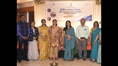 SARA CEO Bhavana Saxena addresses the Western Regional Advisory Workshop of CARA in Pune on Thursday . (HT PHOTO) SARA CEO Bhavana Saxena addresses the Western Regional Advisory Workshop of CARA in Pune on Thursday . (HT PHOTO)