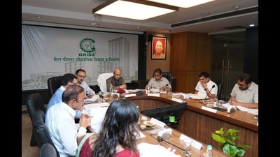 The decision comes amid repeated demands from residents who face severe traffic congestion on the stretch every day. (HT Photos) The decision comes amid repeated demands from residents who face severe traffic congestion on the stretch every day. (HT Photos)