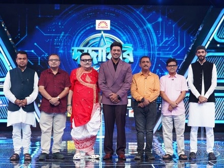 দাদাগিরি-র মঞ্চে রাজনৈতিক নেতারা। 
