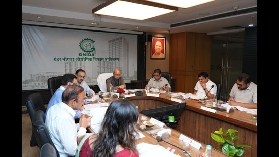 The decision comes amid repeated demands from residents who face severe traffic congestion on the stretch every day. (HT Photos)