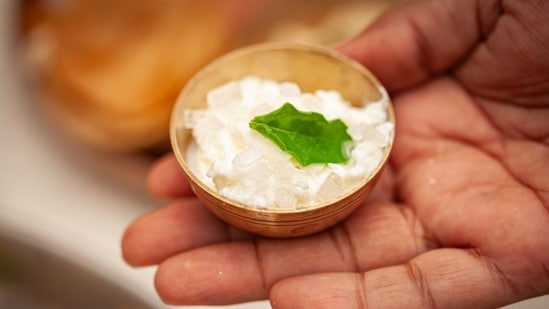 White butter (makhan) may offer some health benefits when eaten in moderation.