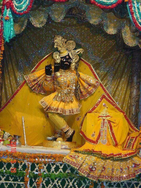 Banke Bihari Temple, Vrindavan (Photo: Instagram)