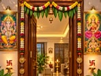 ఇంటి ప్రధాన ద్వారానికి ఏ దేవుడి ఫోటో పెట్టాలి? వాస్తు నిపుణులు ఏం చెబుతున్నారు?(AI)