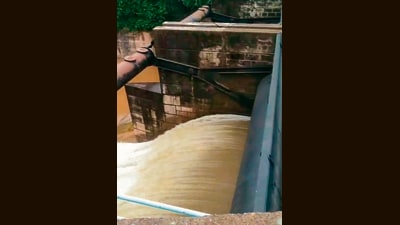 The gate remained open from 7 am to 9 am to release excess water as the lake’s level neared the danger mark of 1,163 feet. (HT) The gate remained open from 7 am to 9 am to release excess water as the lake’s level neared the danger mark of 1,163 feet. (HT)