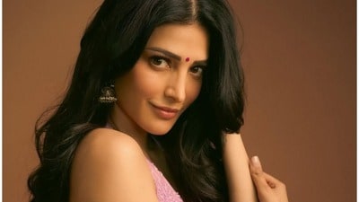 Shruthi Haasan: శృతి హాసన్కు బాంబే హైకోర్టు గుడ్ న్యూస్.. పర్సనాలిటీ రైట్స్ కేసులో విజయం (instagram) Shruthi Haasan: శృతి హాసన్కు బాంబే హైకోర్టు గుడ్ న్యూస్.. పర్సనాలిటీ రైట్స్ కేసులో విజయం (instagram)