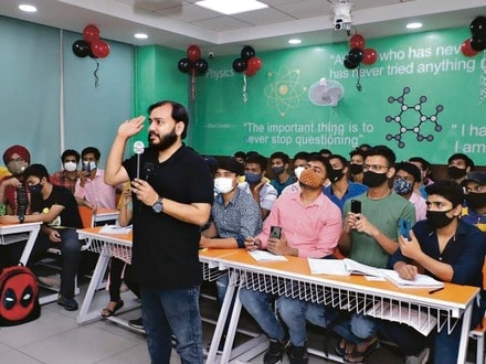 ఫిజిక్స్ వాలా స్టాక్‌లో 58% లాభాల అంచనా: ‘బై’ రేటింగ్ ఇచ్చిన మోతీలాల్ ఓస్వాల్