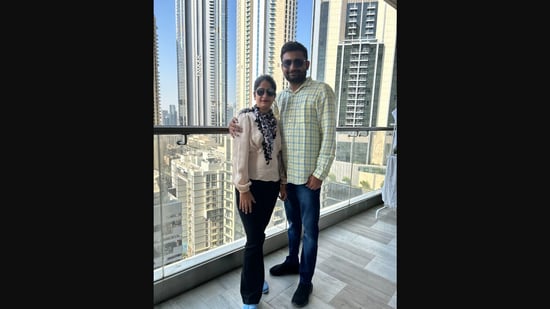 Founder-couple Komal Kokate and Himanshu Chaturvedi, who co-founded two ventures together. (LinkedIn/Komal Kokate)