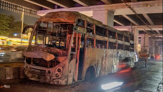 iMumbai, India - September 04, 2026: fire broke out in the bus on the Western Express highway near Aarey colony Metro station in mumbai, India, on Friday, September 04, 2026. (Photo by Satish Bate/ Hindustan Times) (Hindustan Times)