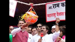 Politicians reach out to Gen Z at Dahi Handi events