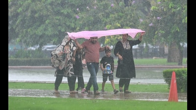 Delhi received 29.8mm of rainfall on Saturday , taking its total annual rainfall to 814.5mm, against its annual long-period average (LPA) of 774.4mm, according to IMD. (RAJ K RAJ /HT PHOTO) Delhi received 29.8mm of rainfall on Saturday , taking its total annual rainfall to 814.5mm, against its annual long-period average (LPA) of 774.4mm, according to IMD. (RAJ K RAJ /HT PHOTO)