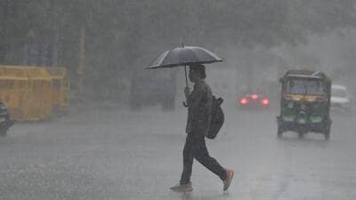 Delhi recorded 804.7 mm of rain by Saturday morning, surpassing its annual average of 774.4 mm as the IMD issued a red alert for most of the city. (Vipin Kumar) Delhi recorded 804.7 mm of rain by Saturday morning, surpassing its annual average of 774.4 mm as the IMD issued a red alert for most of the city. (Vipin Kumar)