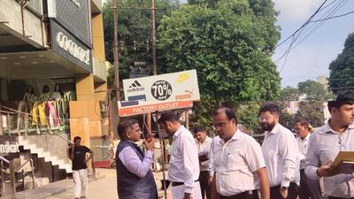 The inspection puts the Lucknow Development Authority’s (LDA) enforcement action under direct scrutiny, as the Supreme Court has sought verification of steps taken against illegal construction in the city. (HT)