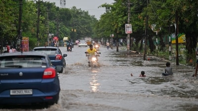 A heavy downpour on Friday severely increased waterlogging issues in the capital. (Parveen Kumar/HT Photo) A heavy downpour on Friday severely increased waterlogging issues in the capital. (Parveen Kumar/HT Photo)