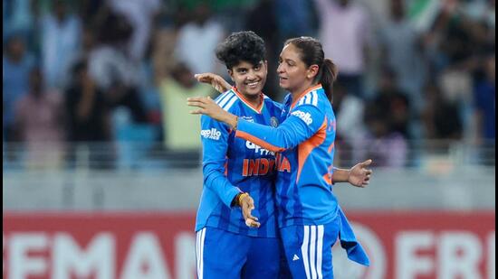 Women’s Asia Cup: Spinners rule as India brush aside Pakistan