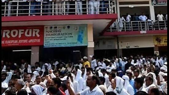At the meeting chaired by the body’s president Balkar Pundri, the Mahasabha gave the government one week to decide. (HT File)