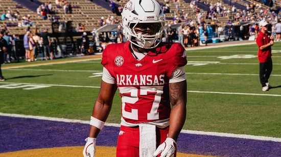 The Razorbacks are without running back Cam Settles despite his presence on the team’s Week 1 depth chart. (Instagram @cam.settles)