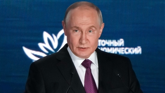Russian President Vladimir Putin has ordered a 72-hour pause in strikes on Kyiv.