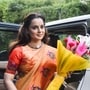 ‘গ্যাসই তো জ্বলছে না, শুধুই পোজ’, জন্মাষ্টমীর ভোগ রান্নার ভিডিয়ো দিয়ে ট্রোলড, জবাব কঙ্গনার