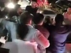 పబ్‌లో అర్ధరాత్రి రచ్చ