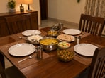 Better dinner timings can help support heart health. 