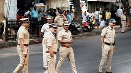 Sacked driver turns on ex-boss, plots fake I-T raid for  ₹1 crore in Mumbai