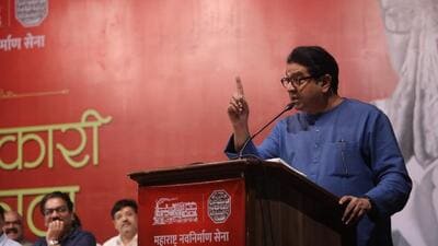 MNS chief Raj Thackeray addressed an MNS conclave in Thane on Sunday (Praful Gangurde/HT Photo)