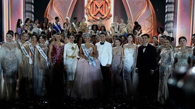 Joheirry Mola Dominguez of the Dominican Republic poses for a photo with other contestants after winning the 75th Anniversary Miss World final. (AFP) Joheirry Mola Dominguez of the Dominican Republic poses for a photo with other contestants after winning the 75th Anniversary Miss World final. (AFP)