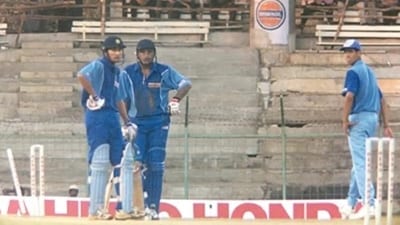 The Indian batter with Ajit Agarkar. (JioHotstar)