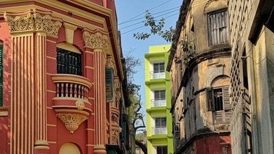 কলকাতায় যাতে ‘পুজো করার মতো পরিস্থিতি’ বজায় থাকে, তার জন্য সবাইকে সংঘবদ্ধ থাকার বার্তা দিলেন বিজেপির রাজ্য সভাপতি তথা রাজ্যসভার সাংসদ শমীক ভট্টাচার্য