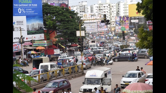 An NHAI official, speaking on condition of anonymity, said the objective is not merely to widen roads but to identify the specific infrastructure deficiencies responsible for recurring congestion at each location. (REPRESENTATIVE PHOTO)