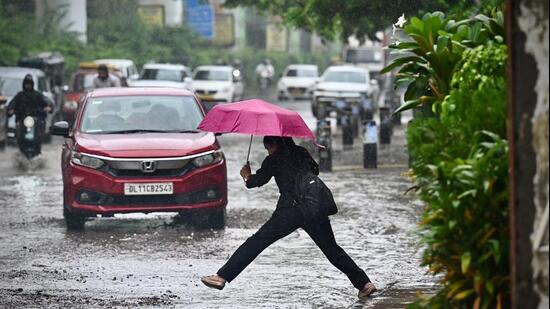 The IMD issued a yellow alert for Delhi as rain and thunderstorms are likely on Sunday, the third straight day of showers in the capital. (Sanchit Khanna)