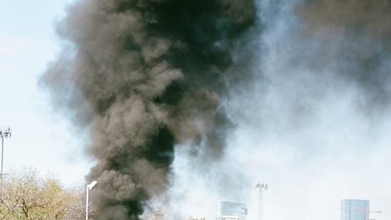 A large Union City fire has reportedly sent a massive smoke plume over areas near Atlanta airport and South Fulton.