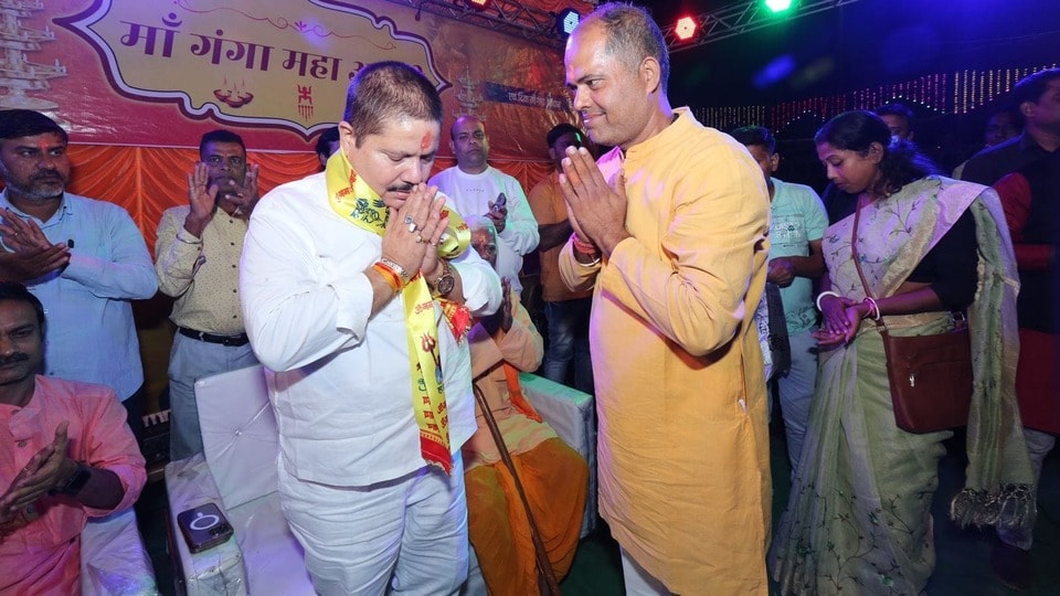 ব্যারাকপুরবাসীর জন্য পরিবহণ ব্যবস্থায় বড়সড় পরিকল্পনার কথা জানালেন রাজ্যের শ্রম ও পরিবহণমন্ত্রী অর্জুন সিং। (ফাইল ছবি, সৌজন্যে ফেসবুক Arjun Singh)