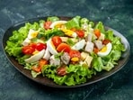 Green veggies contain a lot of fibre. 