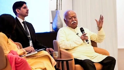 লন্ডনে দাঁড়িয়ে রাষ্ট্রীয় স্বয়ংসেবক সংঘের (আরএসএস) কাজের মূল দর্শন নিয়ে গুরুত্বপূর্ণ বার্তা দিলেন সংঘের সরসংঘচালক মোহন ভাগবত। (RSS)
