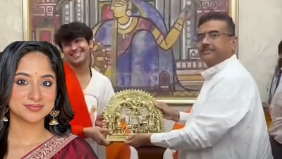 ‘এখানে রজস্বলা দেবীরও পুজো হয়…’, বাঙালি ‘ভণ্ড’, এ কথা বলা বাগেশ্বর বাবাকে ধুয়ে দিলেন মেখলা ‘এখানে রজস্বলা দেবীরও পুজো হয়…’, বাঙালি ‘ভণ্ড’, এ কথা বলা বাগেশ্বর বাবাকে ধুয়ে দিলেন মেখলা