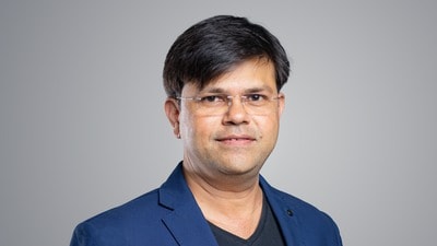 డివిడెండ్లు, బోనస్, స్టాక్ స్ప్లిట్స్.. ఇన్వెస్టర్లు తెలుసుకోవాల్సిన కీలక అంశాలు డివిడెండ్లు, బోనస్, స్టాక్ స్ప్లిట్స్.. ఇన్వెస్టర్లు తెలుసుకోవాల్సిన కీలక అంశాలు