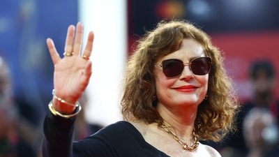 Susan Sarandon poses on the red carpet during arrivals for the screening of the movie The Echo Chamber in competition, at the 83rd Venice International Film Festival in Venice, Italy, September 6, 2026. REUTERS/Yves Herman (REUTERS)