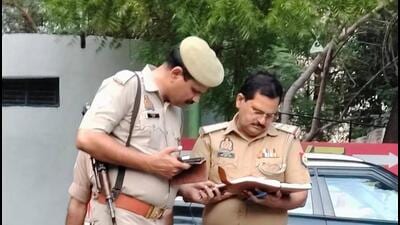 The two travelled to Chennai in search of a cannabis supplier and allegedly planned the threat the said courts, police said. (HT Photo/Representational)