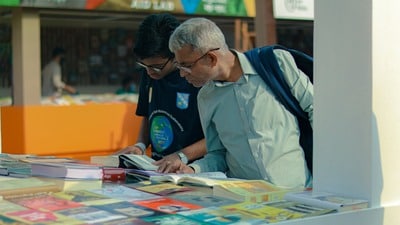 পুজোয় সিপিএম-র বাজি বুক স্টলের সংখ্যা বৃদ্ধি
