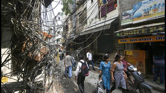 The collapse on September 6 claimed 7 lives, including 5 DU students. (Sanchit Khanna/HT Photo)